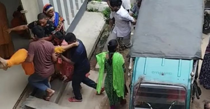 কালিয়াকৈরে গার্মেন্টসে পানি পানে অসুস্থ দুই শতাধিক শ্রমিক