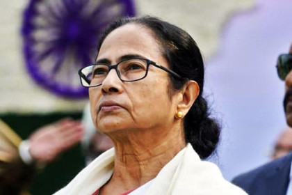 কলকাতায় বিদ্রোহী শিবিরের বৈঠক, মমতাকে সরিয়ে নতুন তৃণমূল কমিটি গঠন