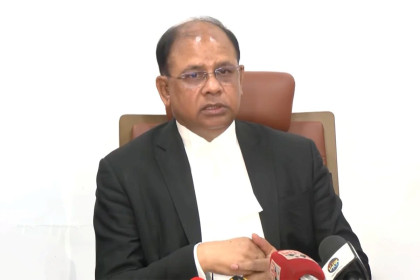 শেখ হাসিনার দেশে ফেরার ঘোষণা বাস্তবসম্মত নয়: চিফ প্রসিকিউটর