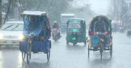 আষাঢ়ের শেষে ঢাকায় মুষলধারে বৃষ্টি