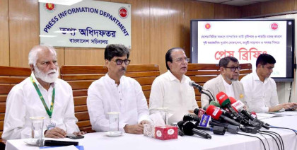 বন্যা মোকাবিলায় স্বাস্থ্য বিভাগের সব কর্মকর্তা-কর্মচারীর ছুটি বাতিল