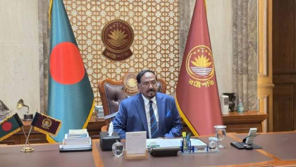 বঙ্গভবনে দাপ্তরিক কার্যক্রম শুরু করলেন ভারপ্রাপ্ত রাষ্ট্রপতি